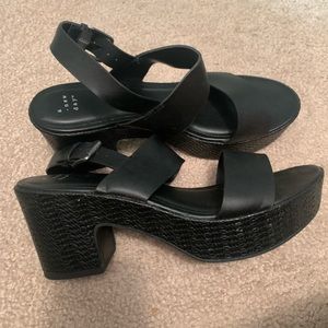 Black platform heel size 11